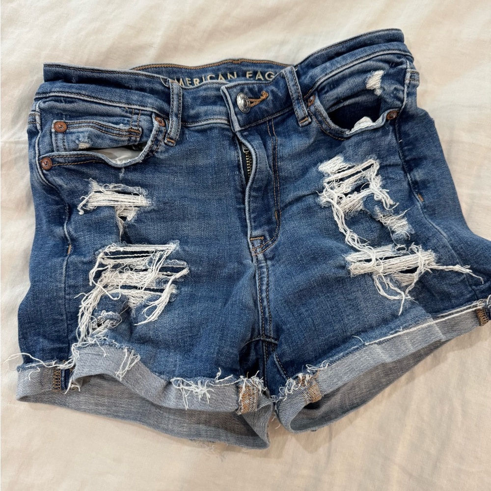 American Eagle next level stretch high V-rise shortie